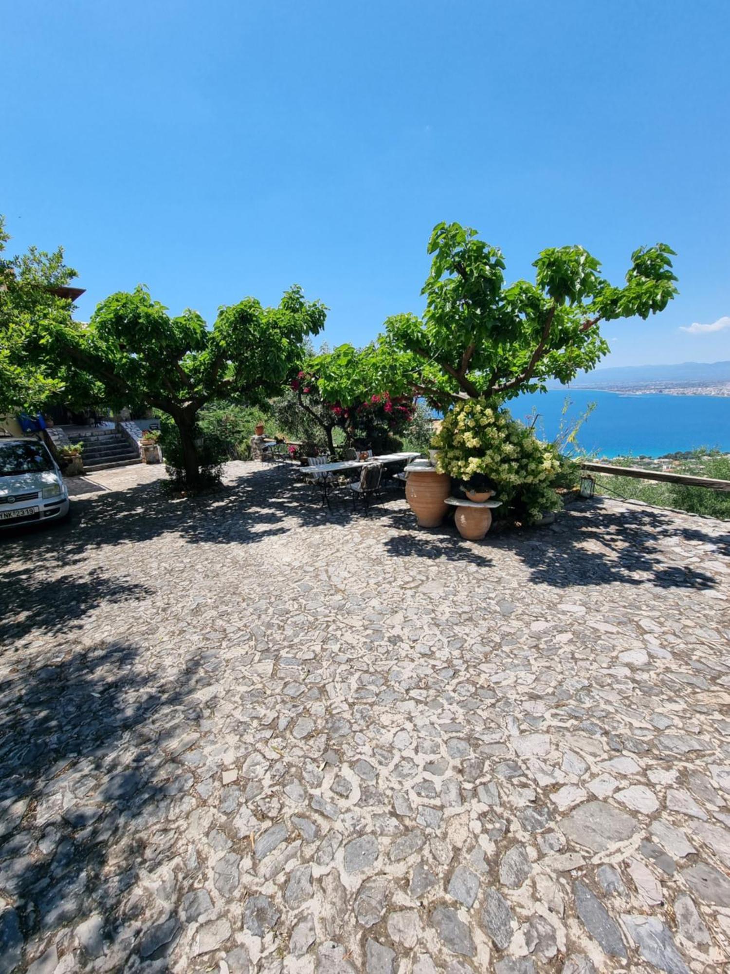 Unique View Apartment Kalamata Exterior photo